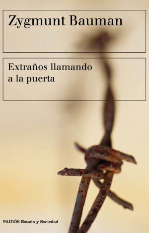 EXTRAÑOS LLAMANDO A LA PUERTA